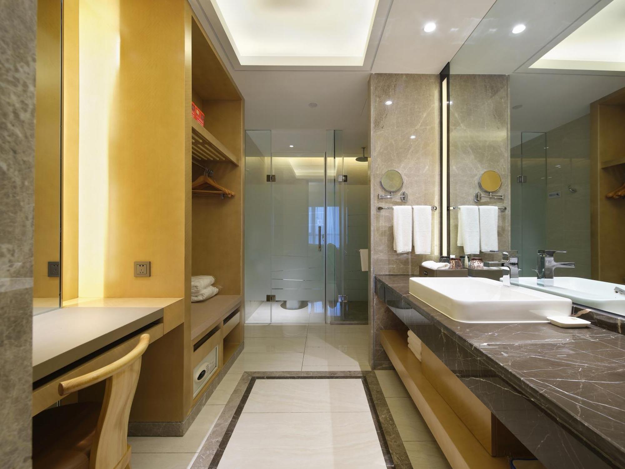 Xianyang Licai Tianqi Hotel מראה חיצוני תמונה