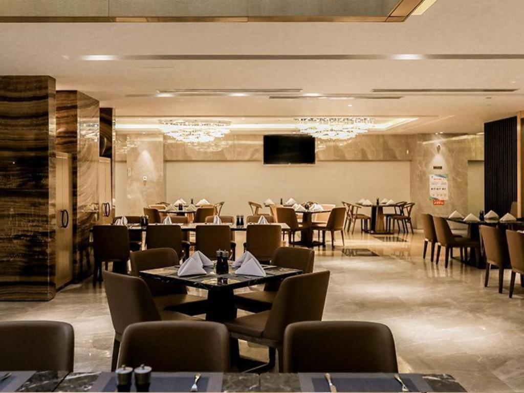Xianyang Licai Tianqi Hotel מראה חיצוני תמונה